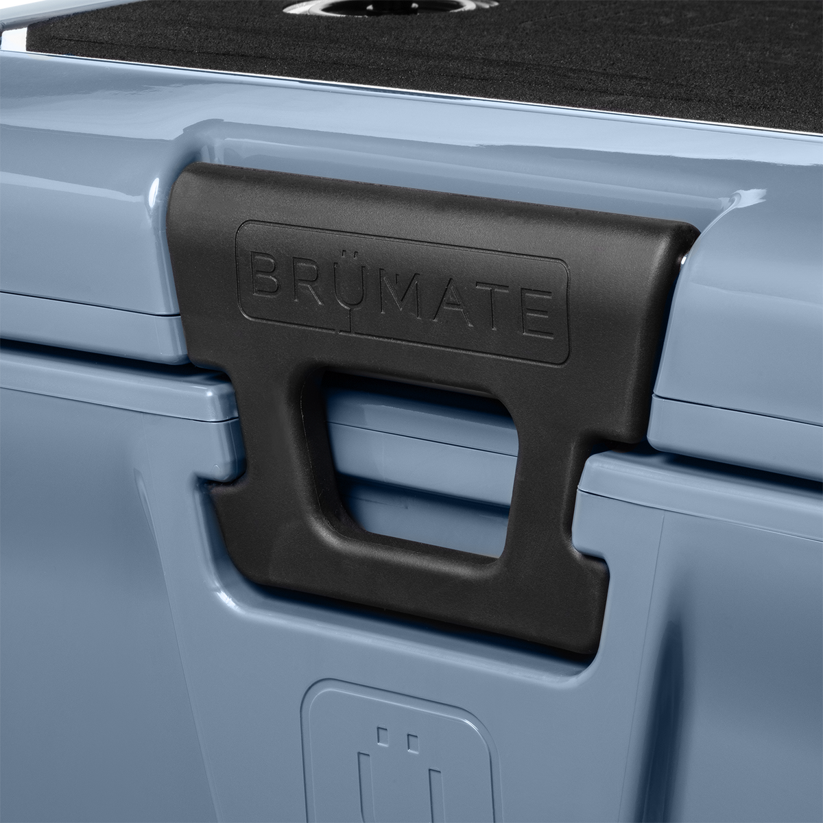 brutank-20qt-h4 BruTank-20-Denim-Latch.png