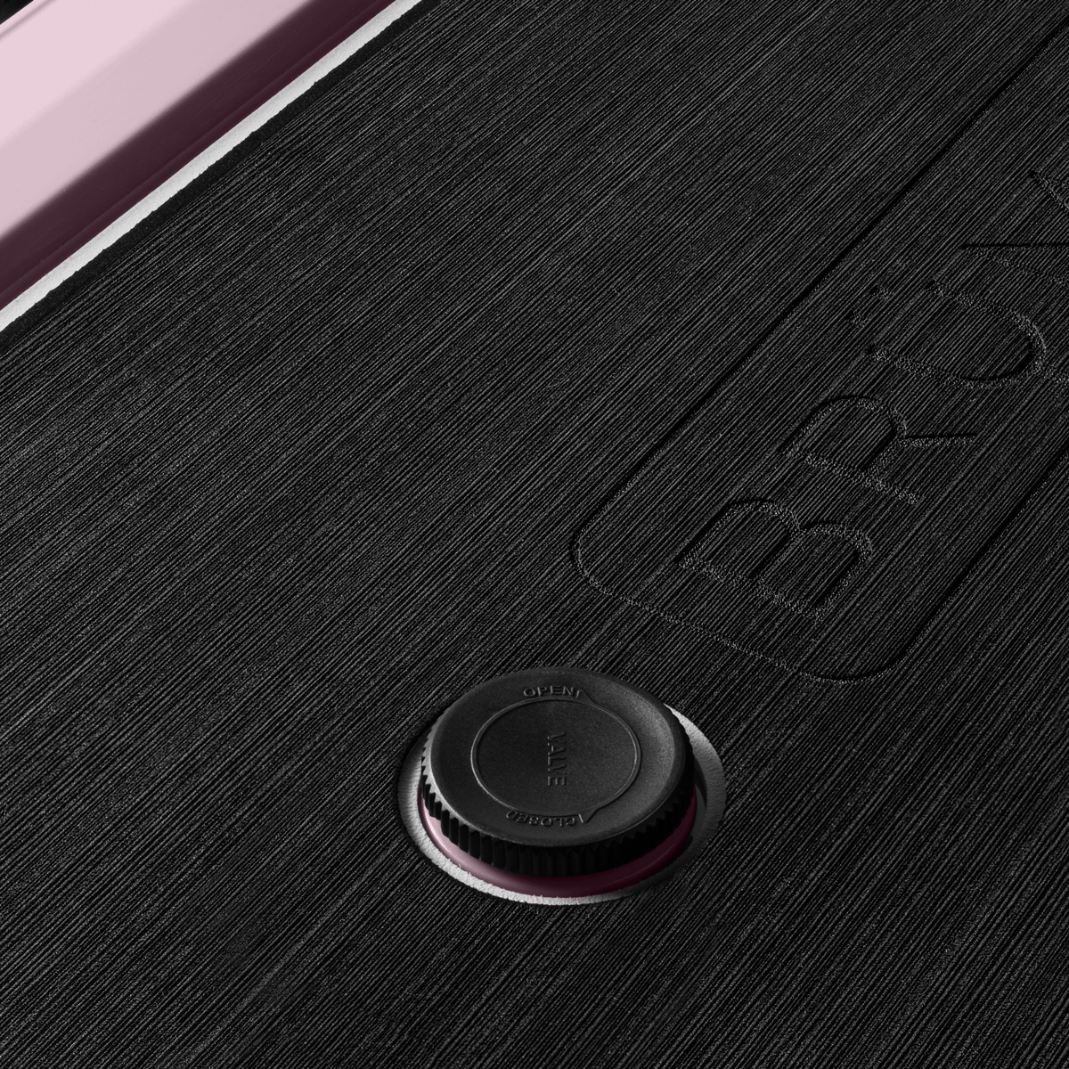 brutank-35qt-q7 brutank-35qt-lilac-dusk-vent.png