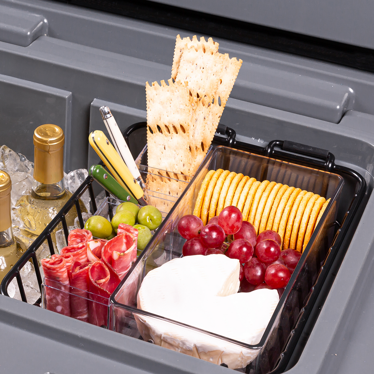 brutank-35qt-55qt-dry-rack-v8 brutank-dry-rack_accessory_alt-1.png