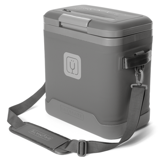 magpack-18-can-l8 magpack_18_graphite_front_strap.png
